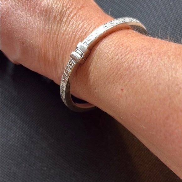 Greek Key Oval Hinged Bangle Bracelet Silver Plate - Picture 3 of 5